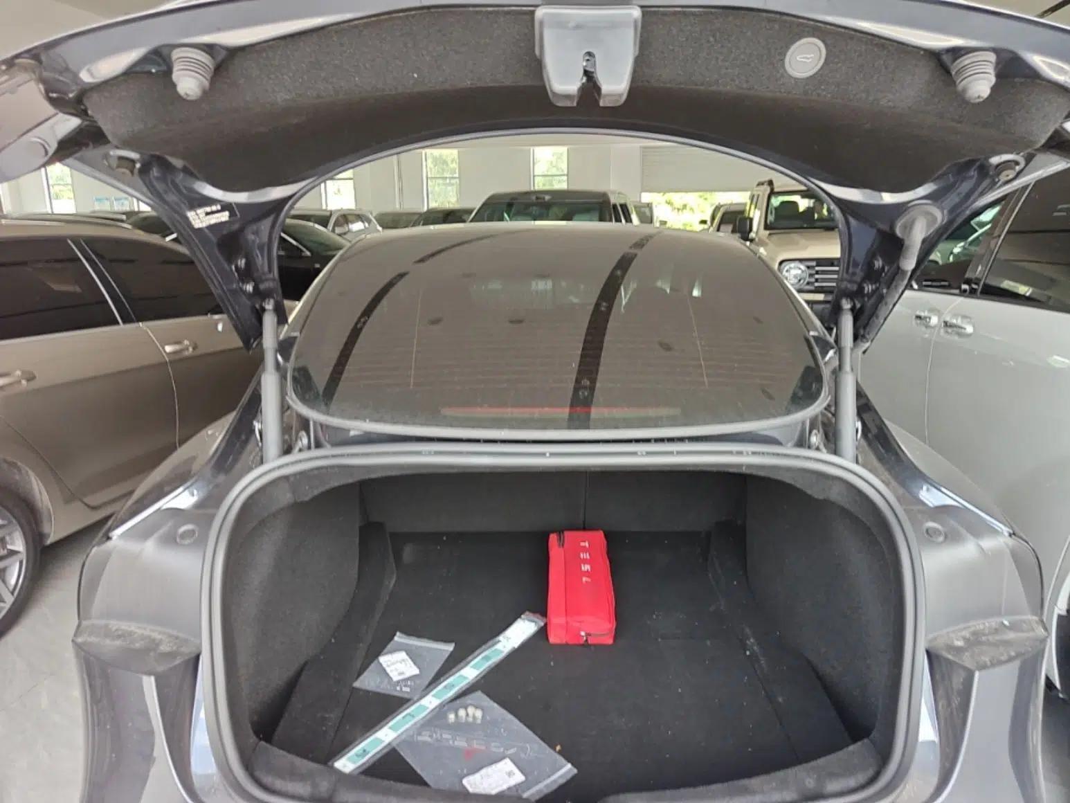 Tesla Model 3 2023 Rear-Wheel-Drive Version — миниатюра 22