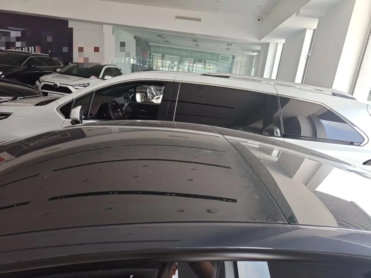 Tesla Model 3 2023 Rear-Wheel-Drive Version — миниатюра 7