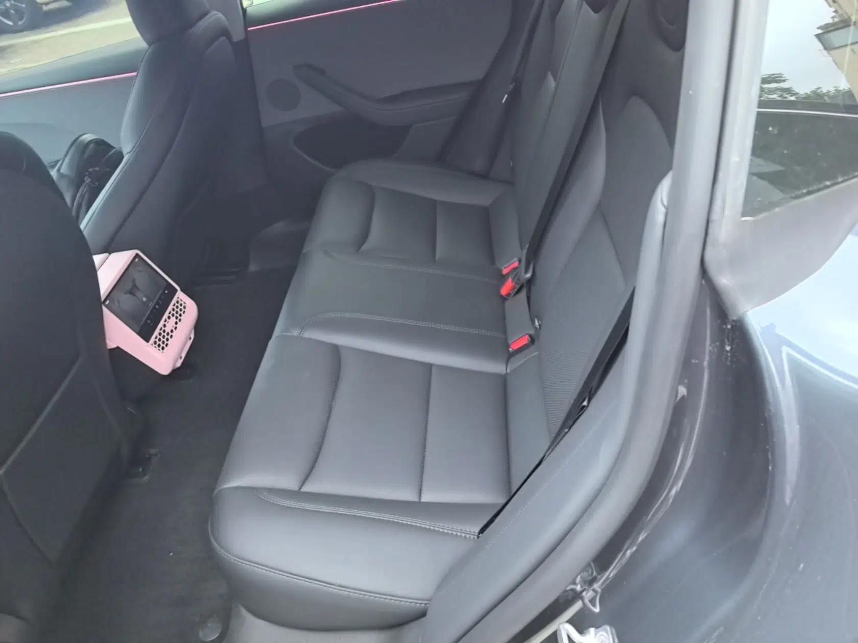 Tesla Model 3 2025 Rear-Wheel-Drive Version — миниатюра 20