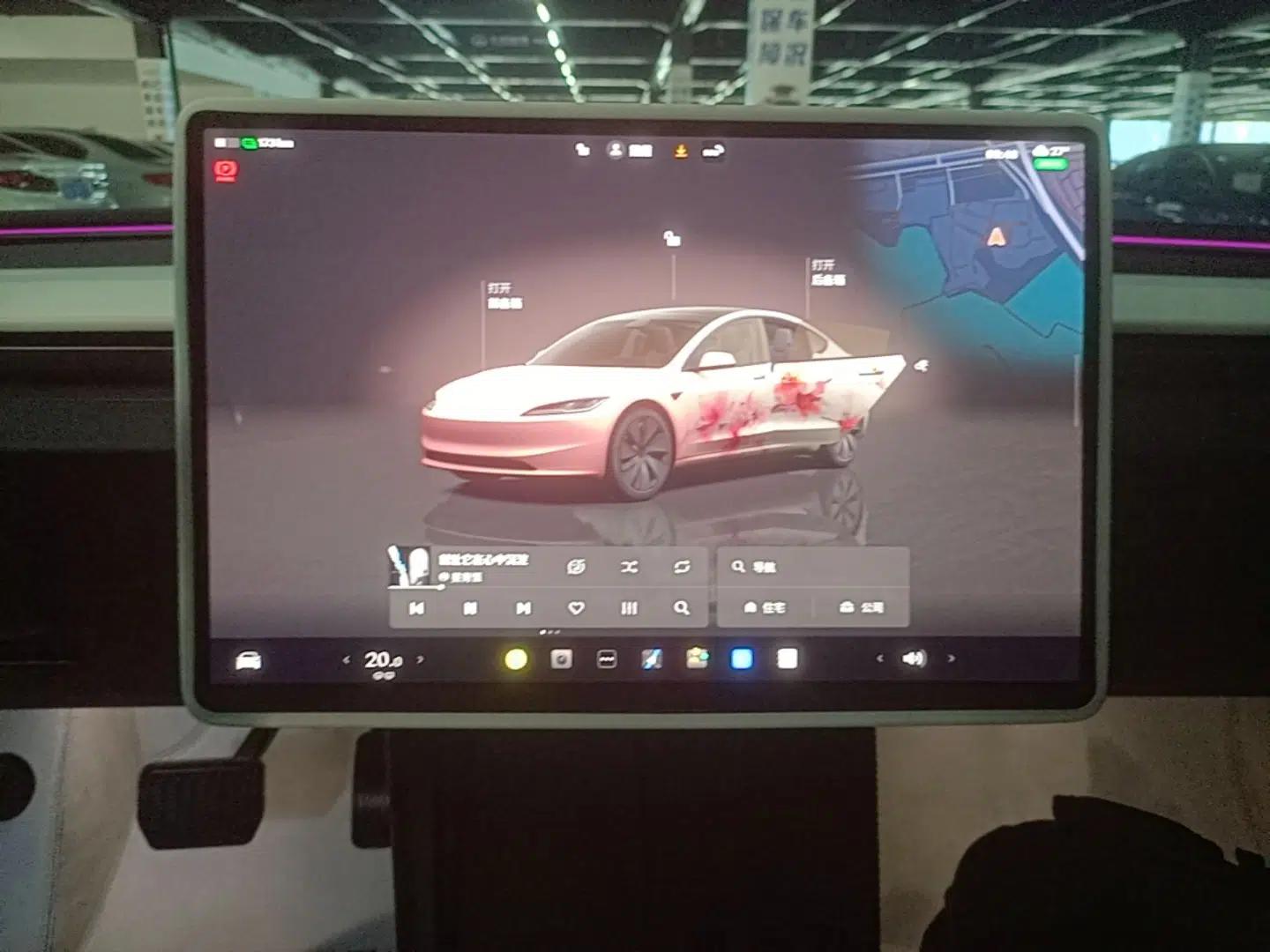 Tesla Model 3 2025 Rear-Wheel-Drive Version — миниатюра 15
