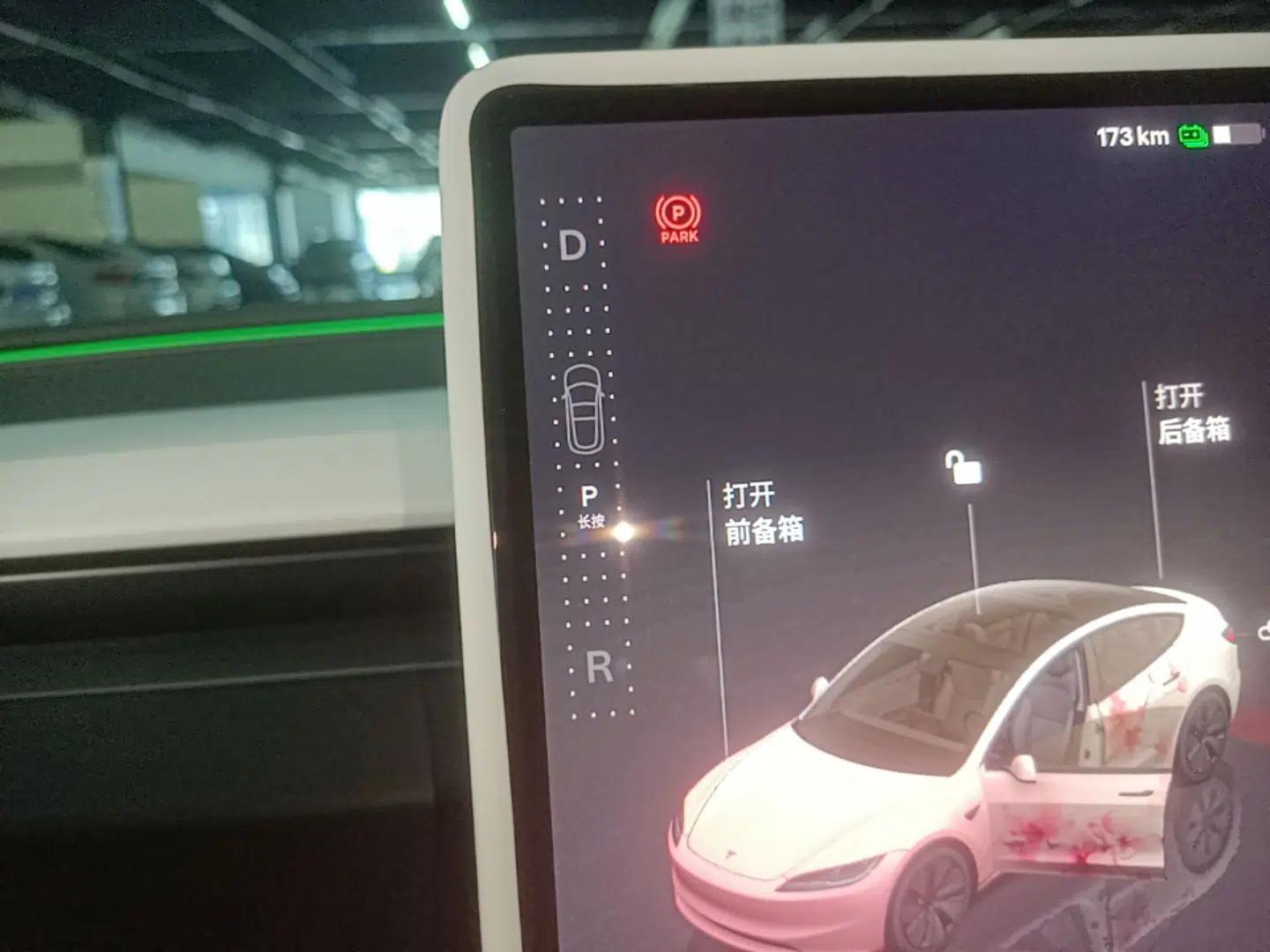Tesla Model 3 2025 Rear-Wheel-Drive Version — миниатюра 16
