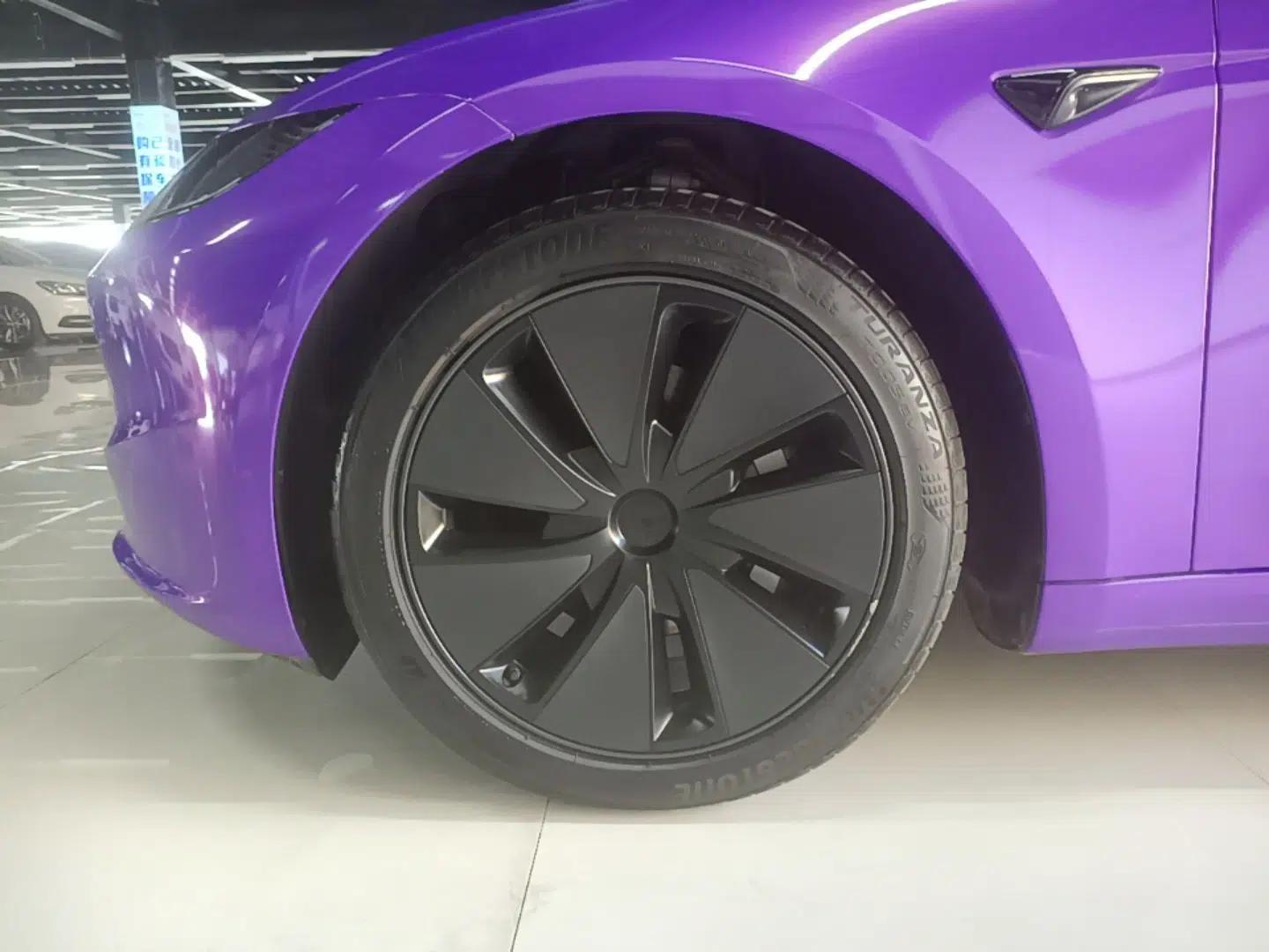Tesla Model 3 2025 Rear-Wheel-Drive Version — миниатюра 10