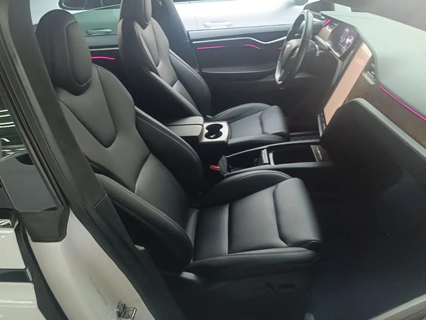 Tesla Model X 2020 Long-Range Upgrade Version — миниатюра 19