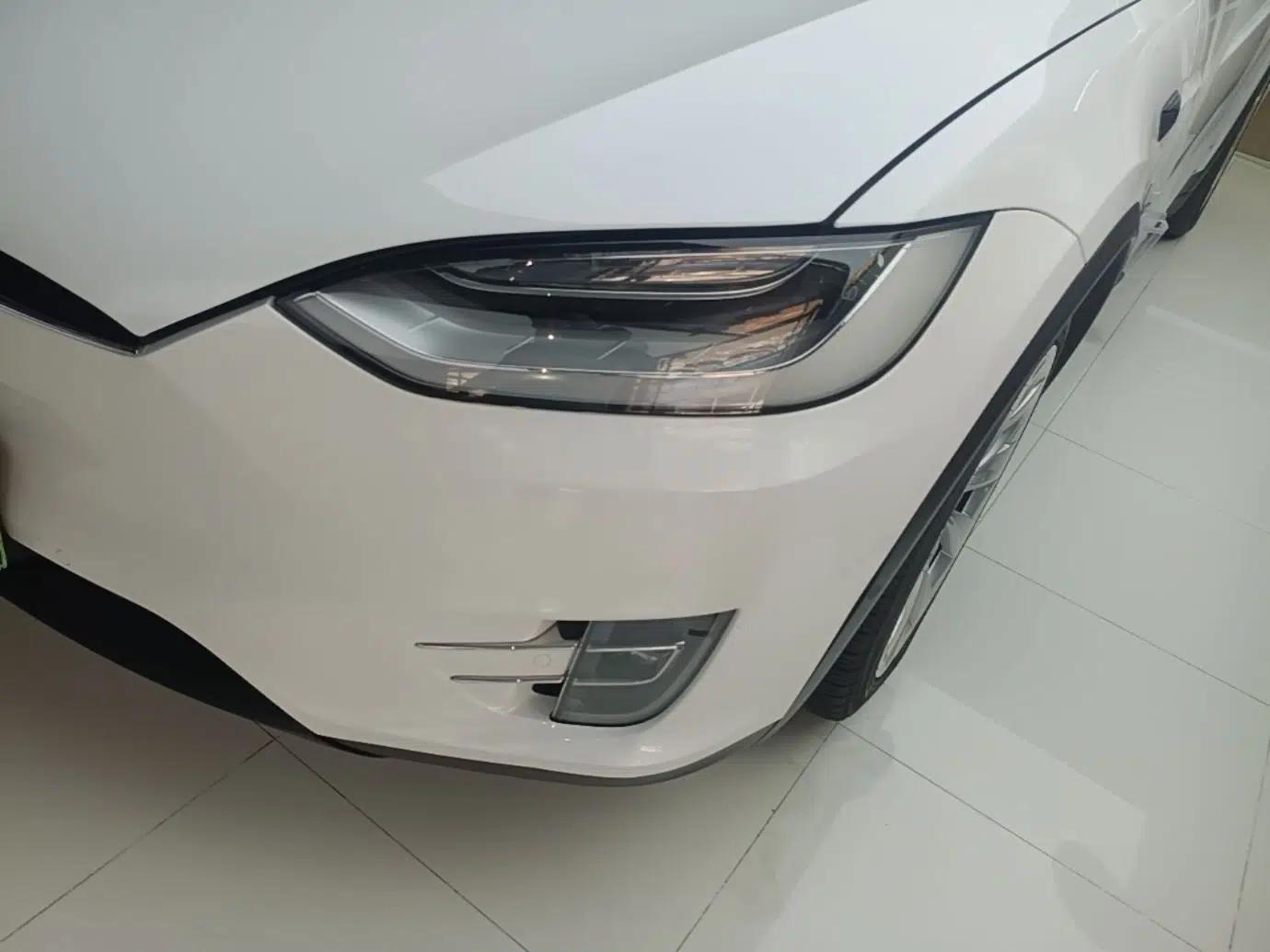 Tesla Model X 2020 Long-Range Upgrade Version — миниатюра 8