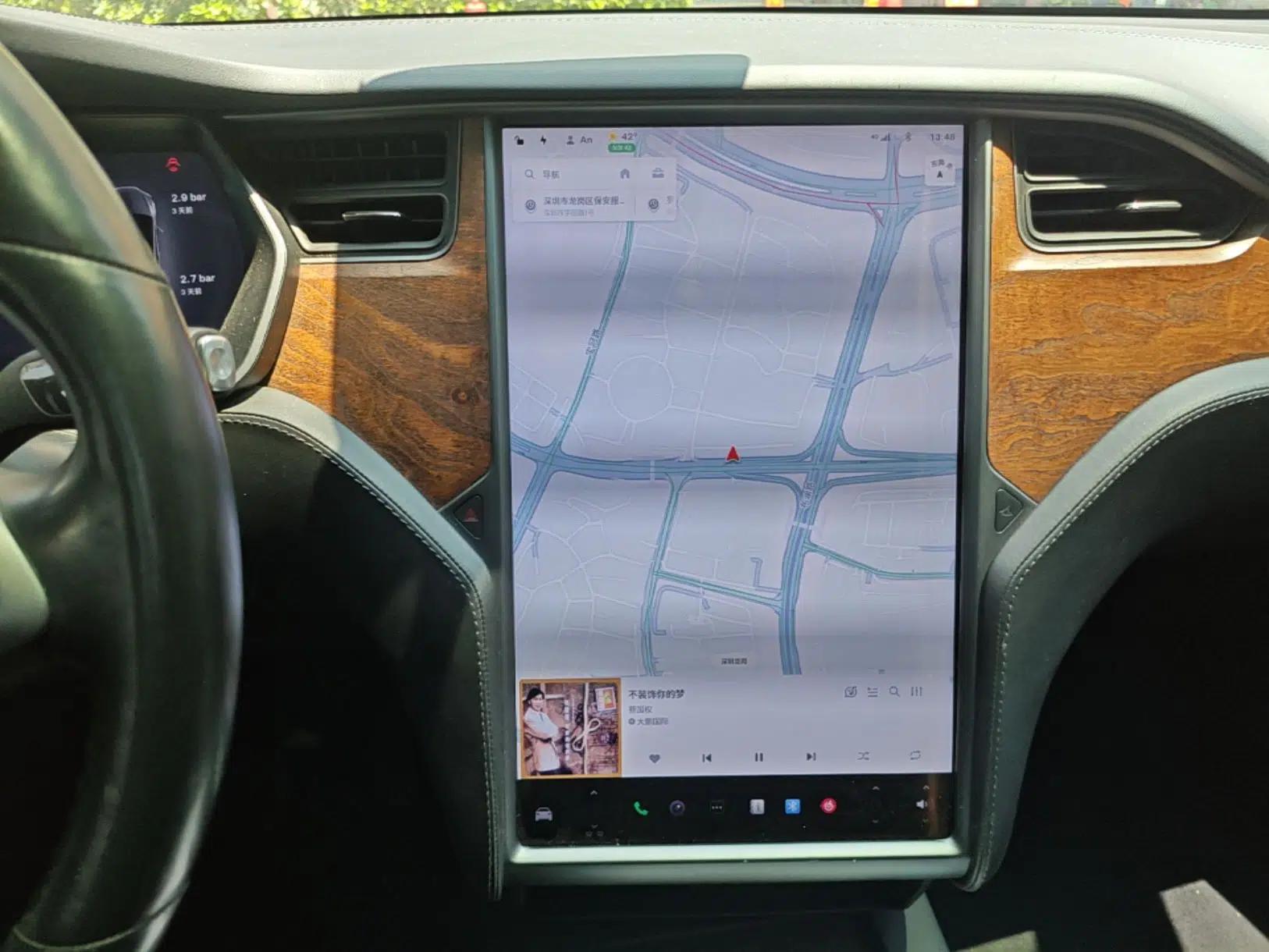 Tesla Model X 2019 Long-Range Version — миниатюра 21