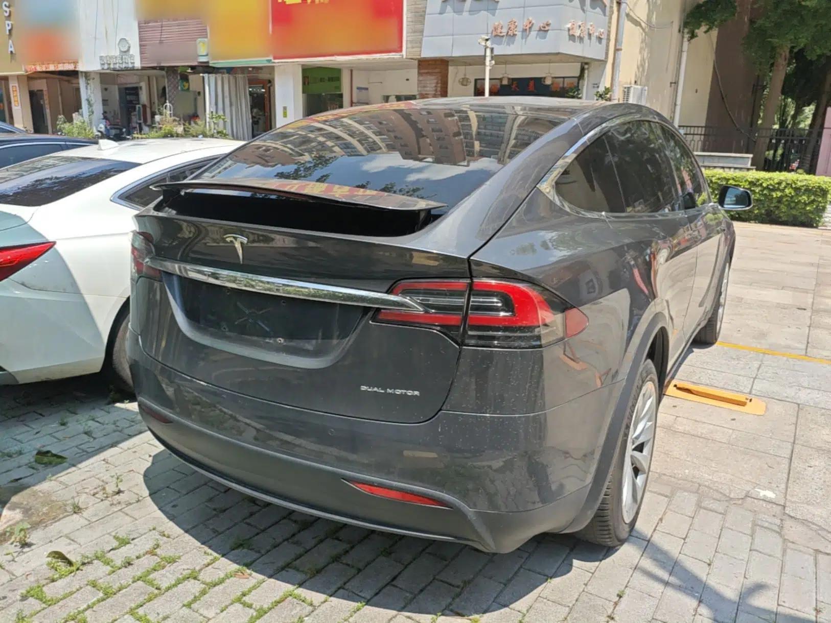 Tesla Model X 2019 Long-Range Version — миниатюра 6