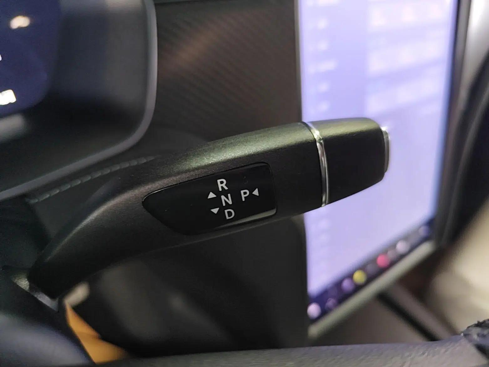 Tesla Model X 2019 Performance High-Performance Edition — миниатюра 16