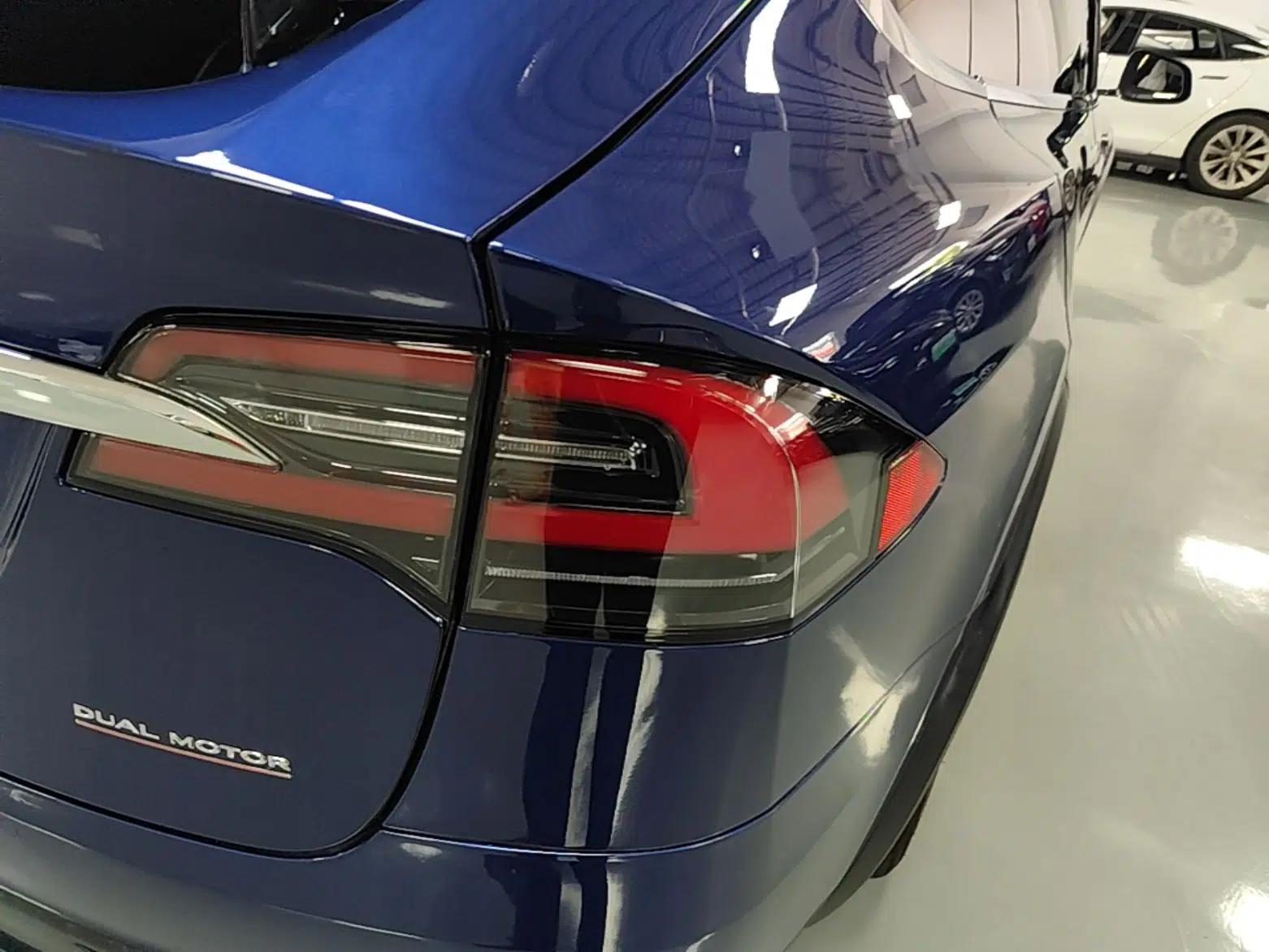 Tesla Model X 2019 Performance High-Performance Edition — миниатюра 9