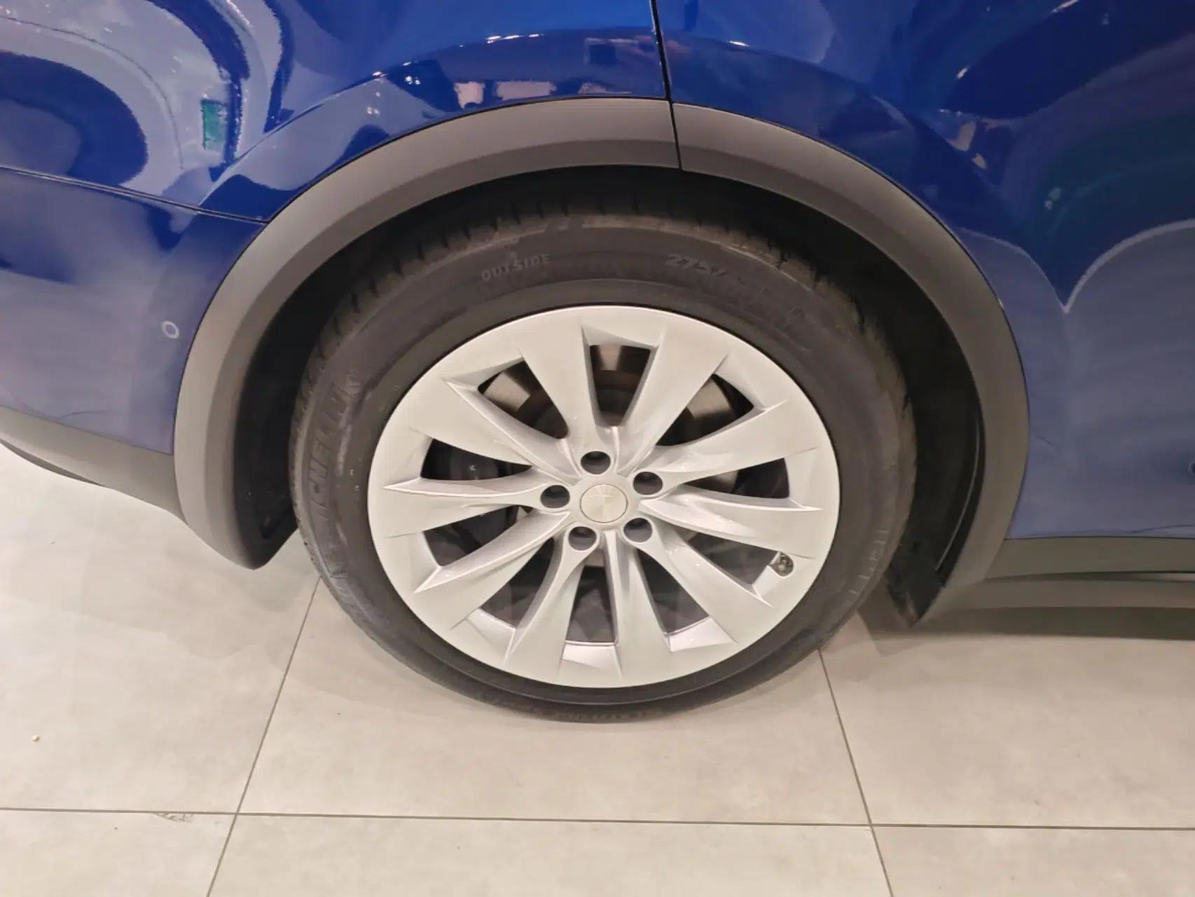 Tesla Model X 2019 Long-Range Version — миниатюра 11