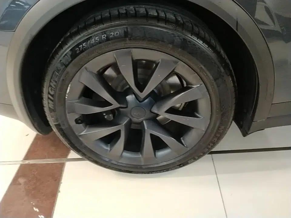 Tesla Model X 2023 Dual-Motor All-Wheel-Drive Version — миниатюра 11