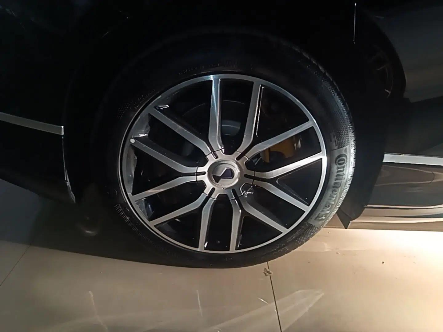 Denza Z9GT 2024 1100 Four-Wheel Drive Max Edition — миниатюра 11