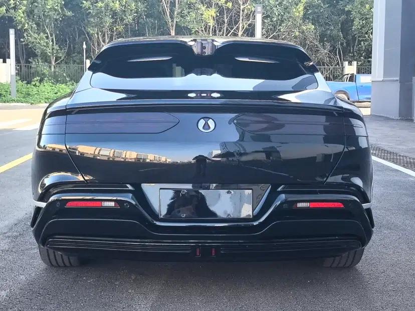 Denza Z9GT 2024 1100 Four-Wheel Drive Max Edition — миниатюра 16