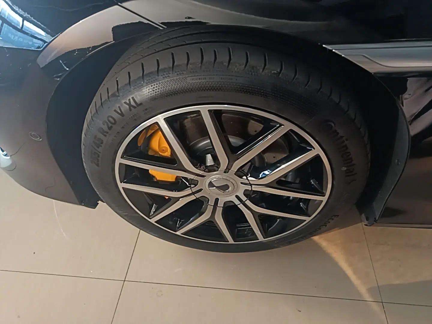 Denza Z9GT 2024 1100 Four-Wheel Drive Max Edition — миниатюра 10