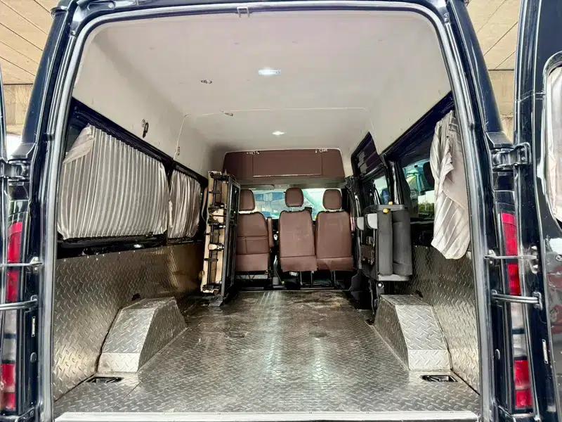 Fushun 2023 2.0T Automatic Diesel Mid-Wheelbase Mid-Roof Commercial Multi-Purpose Passenger Van (7 Seats) — миниатюра 21