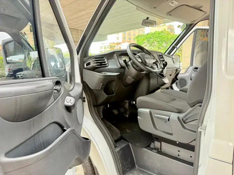 Fushun 2026 2.0T 6MT Diesel Short Wheelbase Low Roof Commercial Multi-Purpose Passenger Vehicle, 5/6 Seats, with Lift-Up Tailgate — миниатюра 24