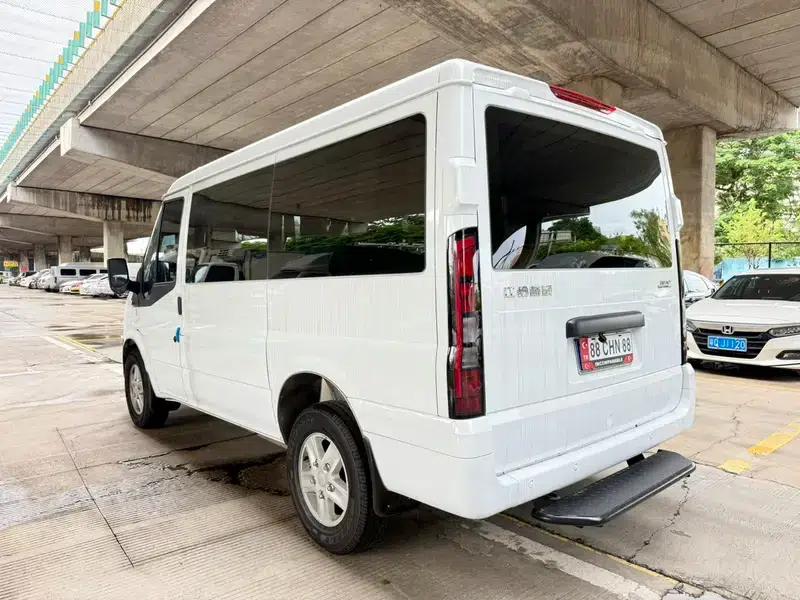 Fushun 2026 2.0T 6MT Diesel Short Wheelbase Low Roof Commercial Multi-Purpose Passenger Vehicle, 5/6 Seats, with Lift-Up Tailgate — миниатюра 5
