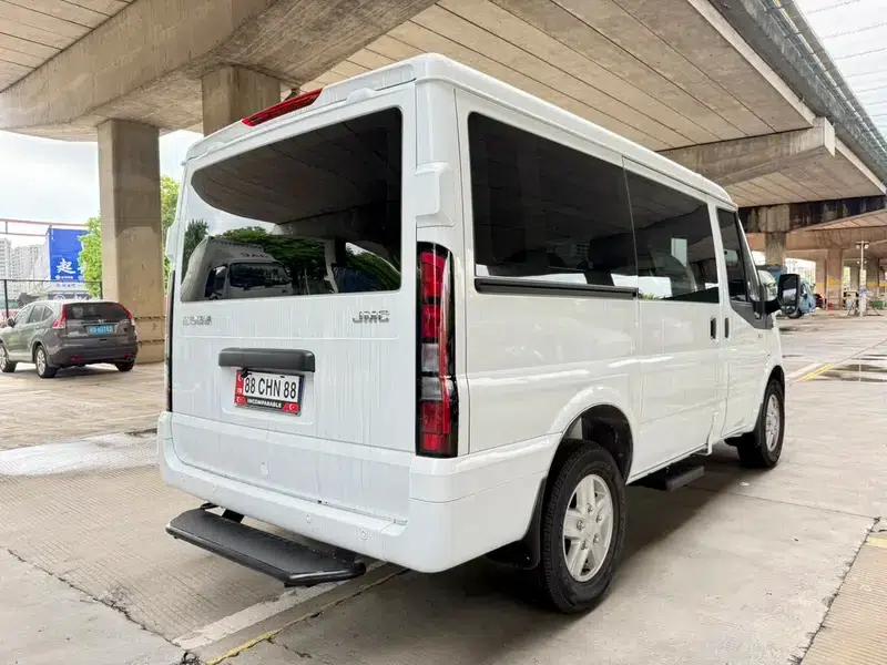 Fushun 2026 2.0T 6MT Diesel Short Wheelbase Low Roof Commercial Multi-Purpose Passenger Vehicle, 5/6 Seats, with Lift-Up Tailgate — миниатюра 7