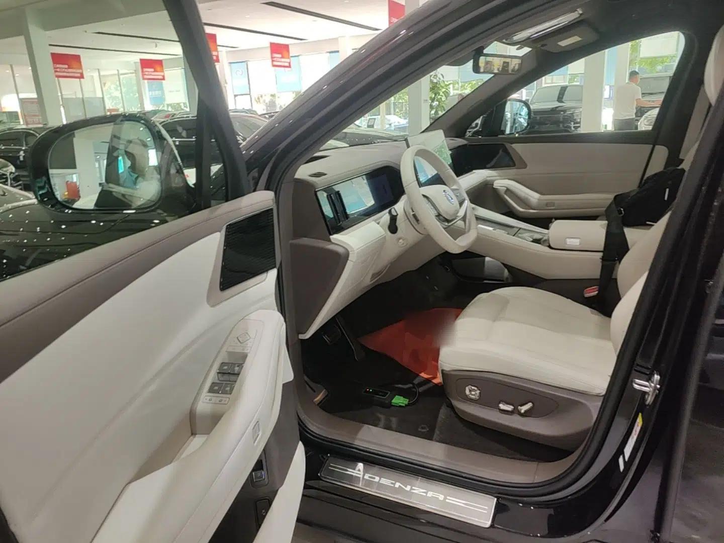 Denza N8L 2025 Model Flagship Model — миниатюра 18
