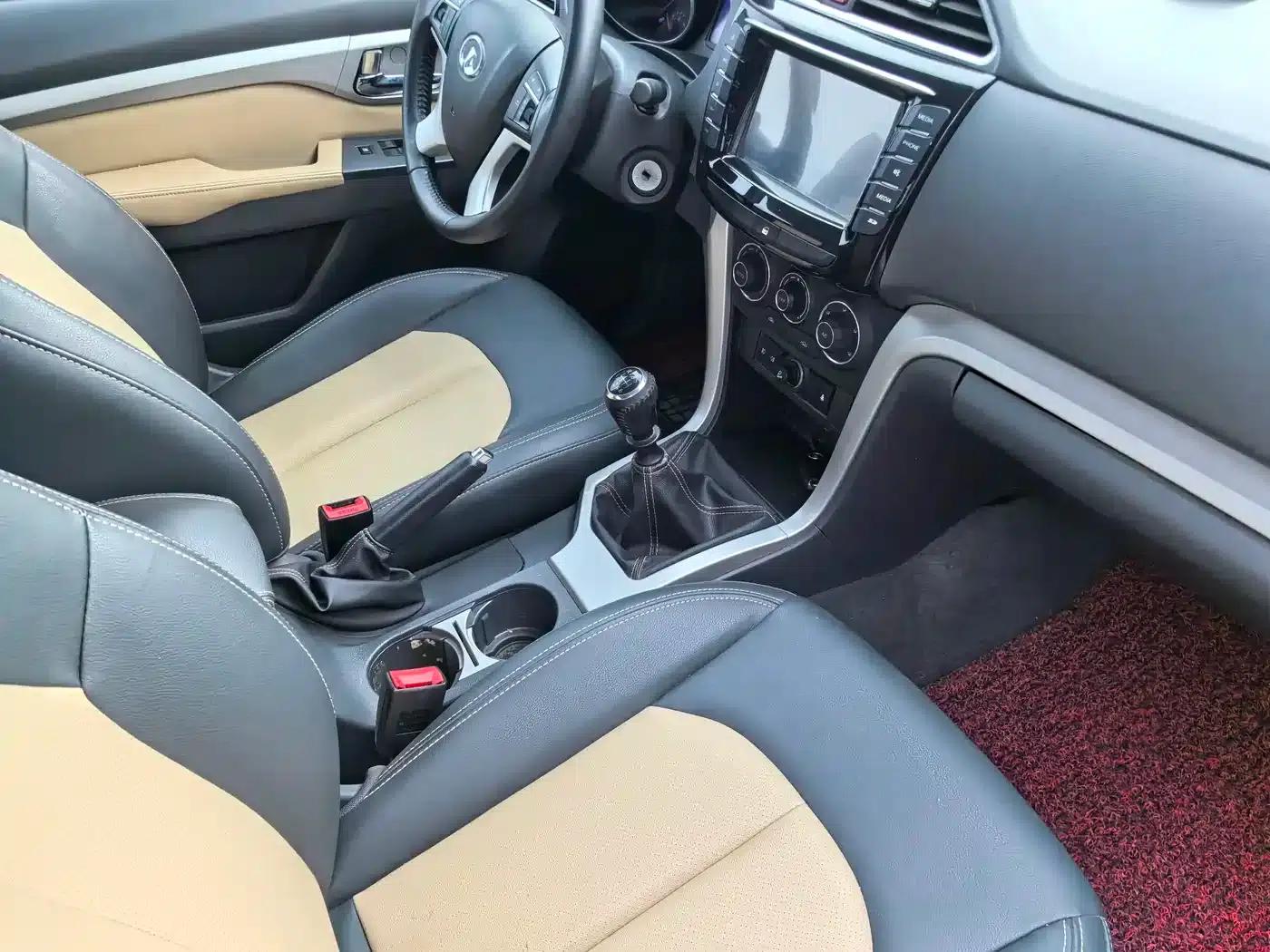 Wingle 6 2014 2.0T 2WD Navigator Model 4D20B — миниатюра 6