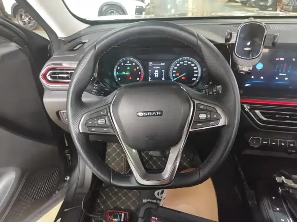 Changan Oushang X5 2021 Facelift 1.5T DCT Luxury Edition — миниатюра 11