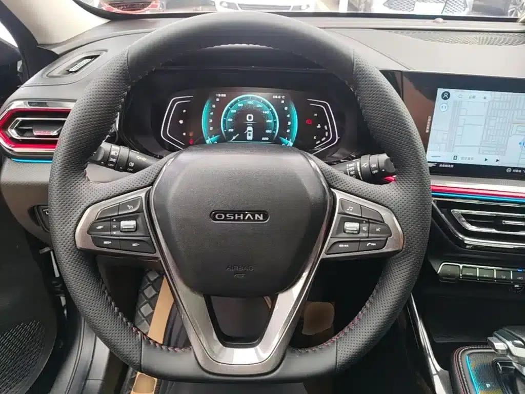 Changan Oushang X5 2021 1.6L CVT Premium Edition — миниатюра 11