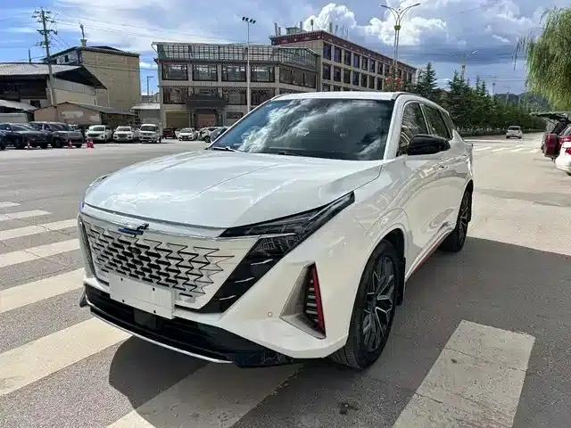 Changan Oushang Z6 2023 Blue Whale 1.5T DCT Smart Edition