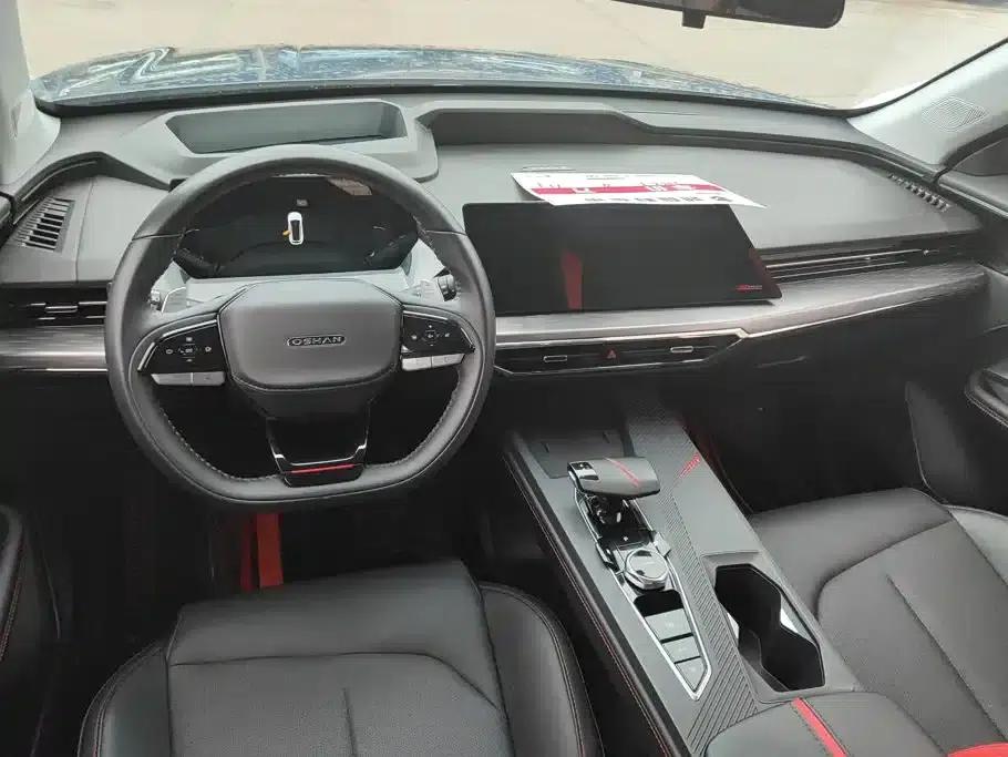 Changan Oushang Z6 2022 Blue Whale 1.5T DCT Smart City Edition — миниатюра 12