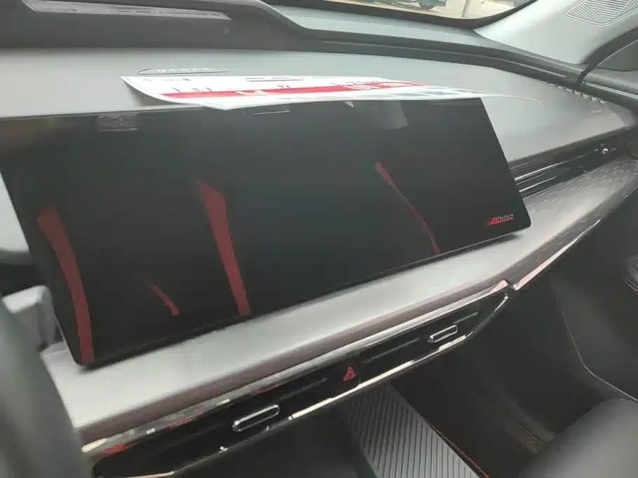 Changan Oushang Z6 2022 Blue Whale 1.5T DCT Smart City Edition — миниатюра 13