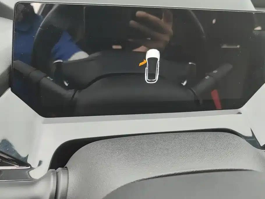 Changan Oushang Z6 2022 Blue Whale 1.5T DCT Smart City Edition — миниатюра 14