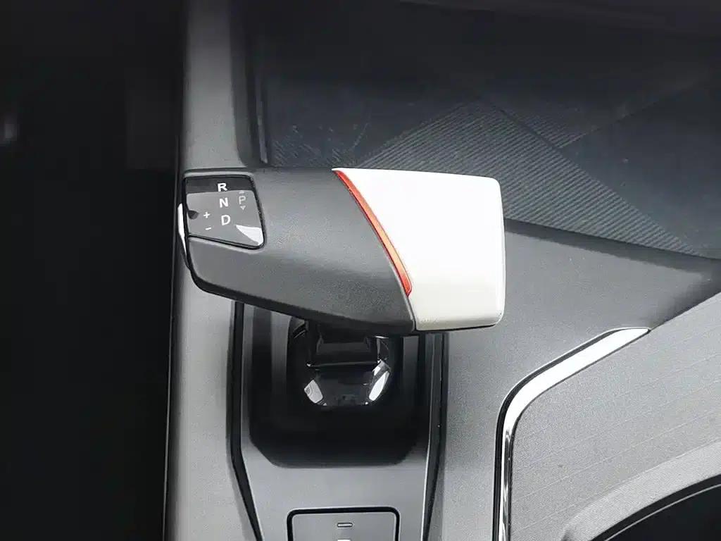 Changan Oushang X5 PLUS 2023 Facelift 1.5T DCT Navigator Edition — миниатюра 13
