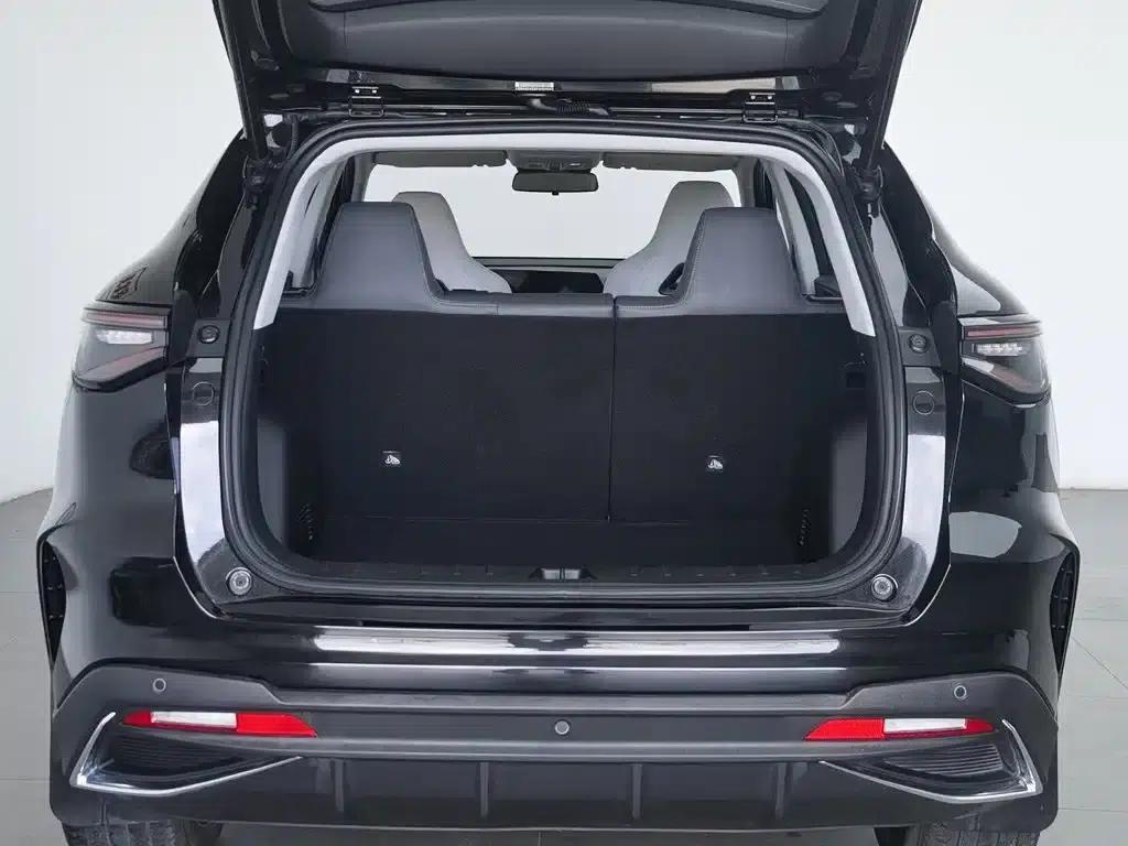 Changan Oushang X5 PLUS 2023 Facelift 1.5T DCT Navigator Edition — миниатюра 16