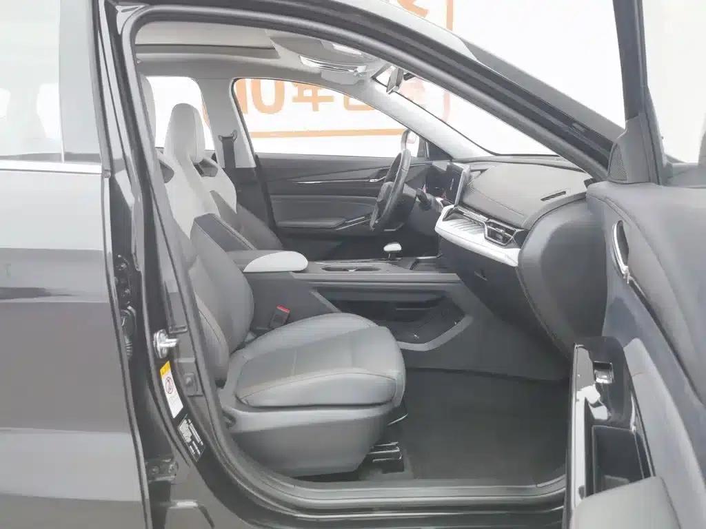 Changan Oushang X5 PLUS 2023 Facelift 1.5T DCT Navigator Edition — миниатюра 23