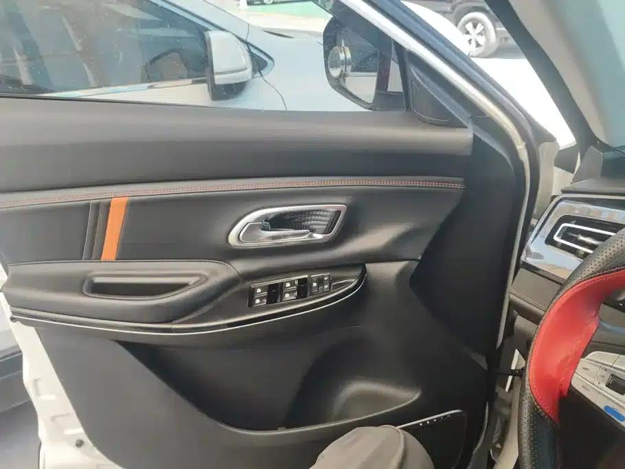Changan Oushang X7 PLUS 2022 1.5T Blue Whale Edition Automatic Premium Model — миниатюра 7