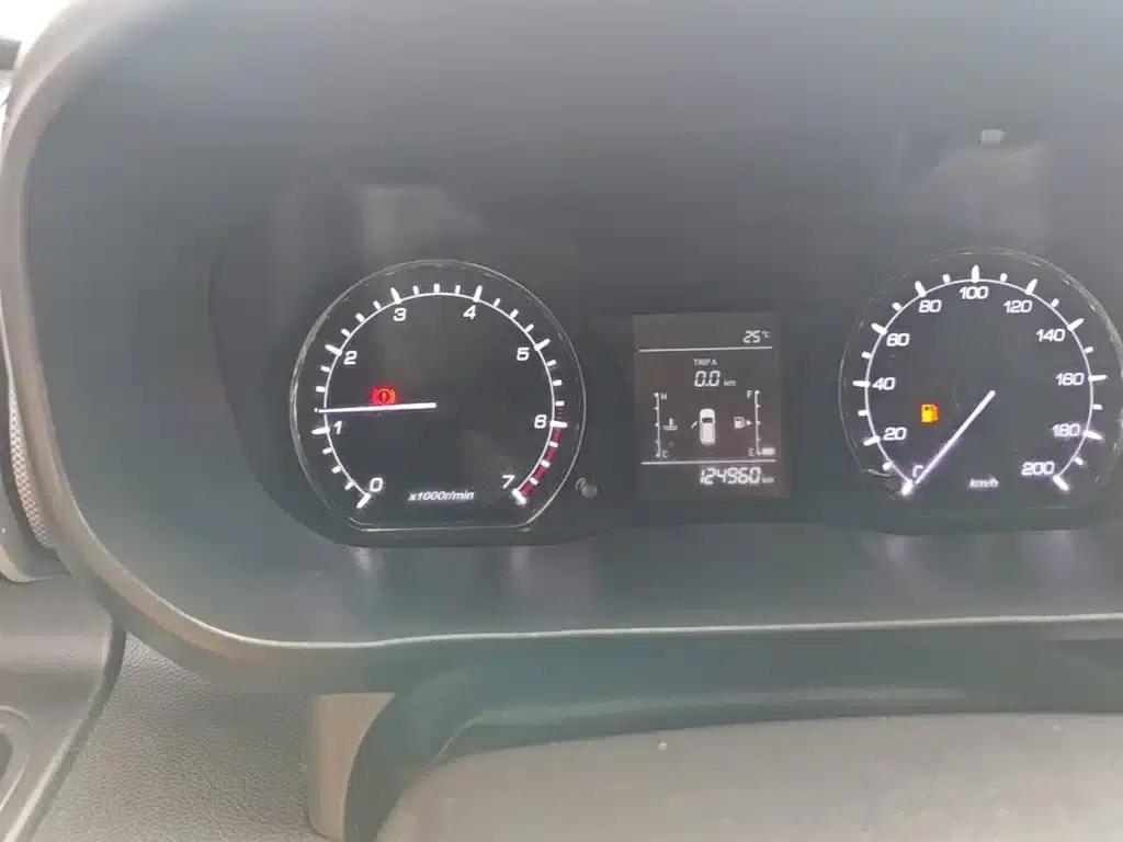 Changan Oushang X70A 2018 1.5L Manual Elite — миниатюра 12