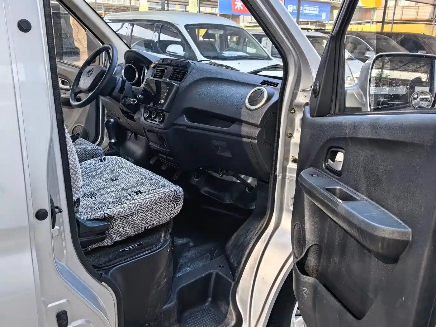 Changan Ruixing M60 2023 1.5L GDI Comfort Passenger Bus (6/7 seats) — миниатюра 8