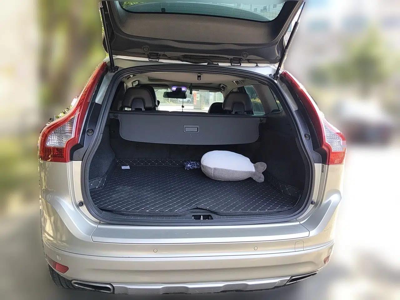 Volvo XC60 2017 T5 AWD Smart Upgrade Model — миниатюра 19