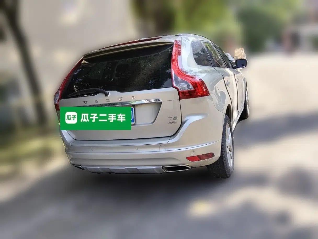Volvo XC60 2017 T5 AWD Smart Upgrade Model — миниатюра 6