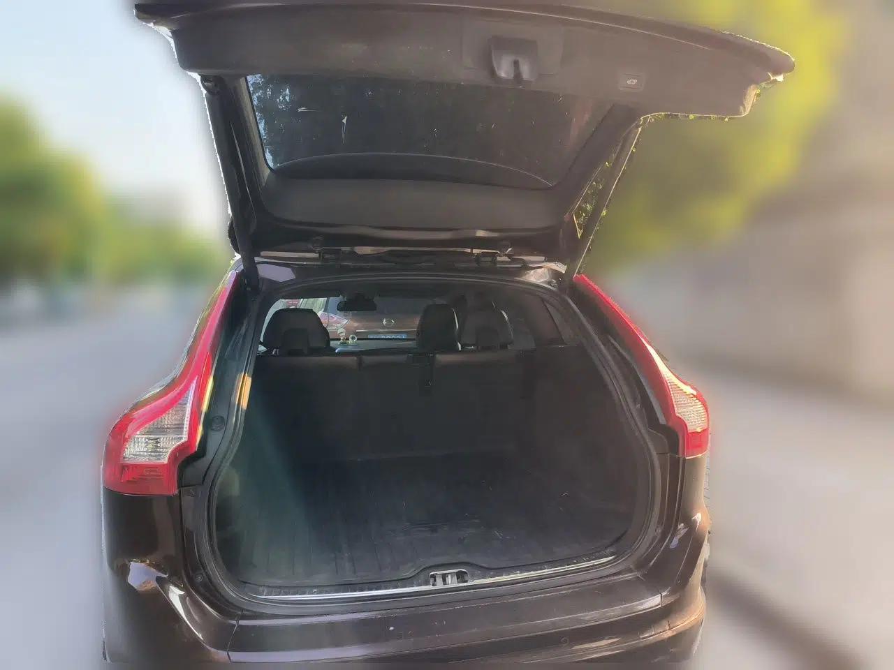 Volvo XC60 2014 T6 Zhiyi Edition — миниатюра 19