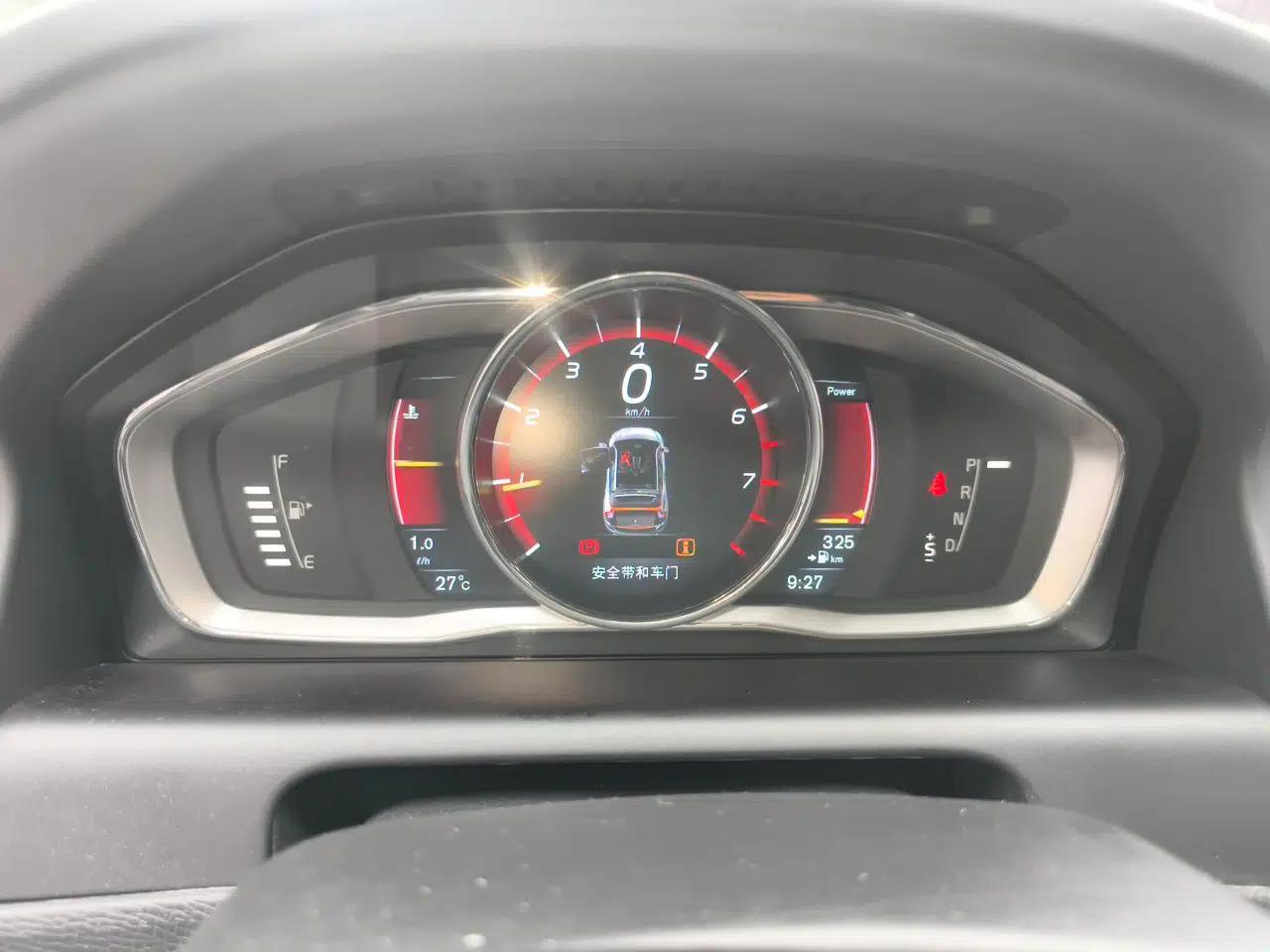 Volvo XC60 2016 T5 Smart Version — миниатюра 11