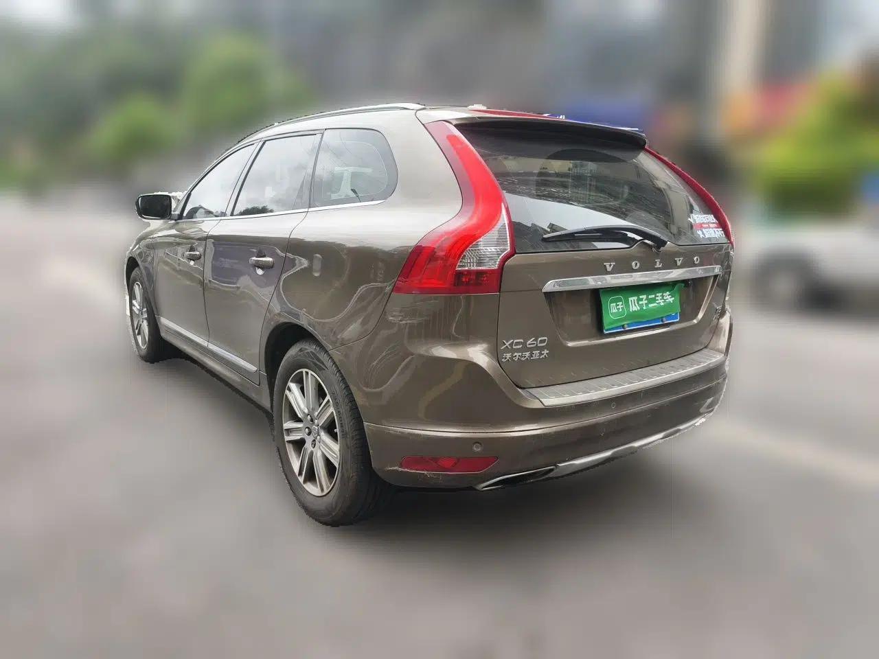 Volvo XC60 2016 T5 Smart Version — миниатюра 4