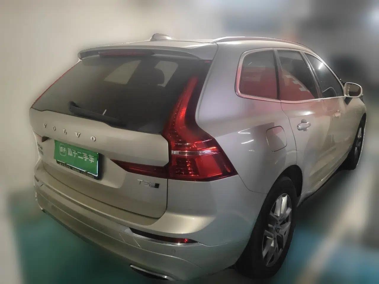 Volvo XC60 2020 T5 4x4 Zhiyi Luxury Edition — миниатюра 6