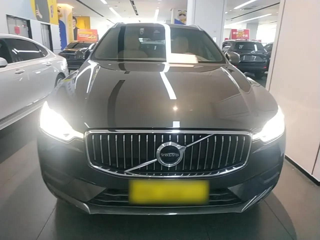Volvo XC60 2019 T5 4x4 Smart Edition China V Standard — миниатюра 2
