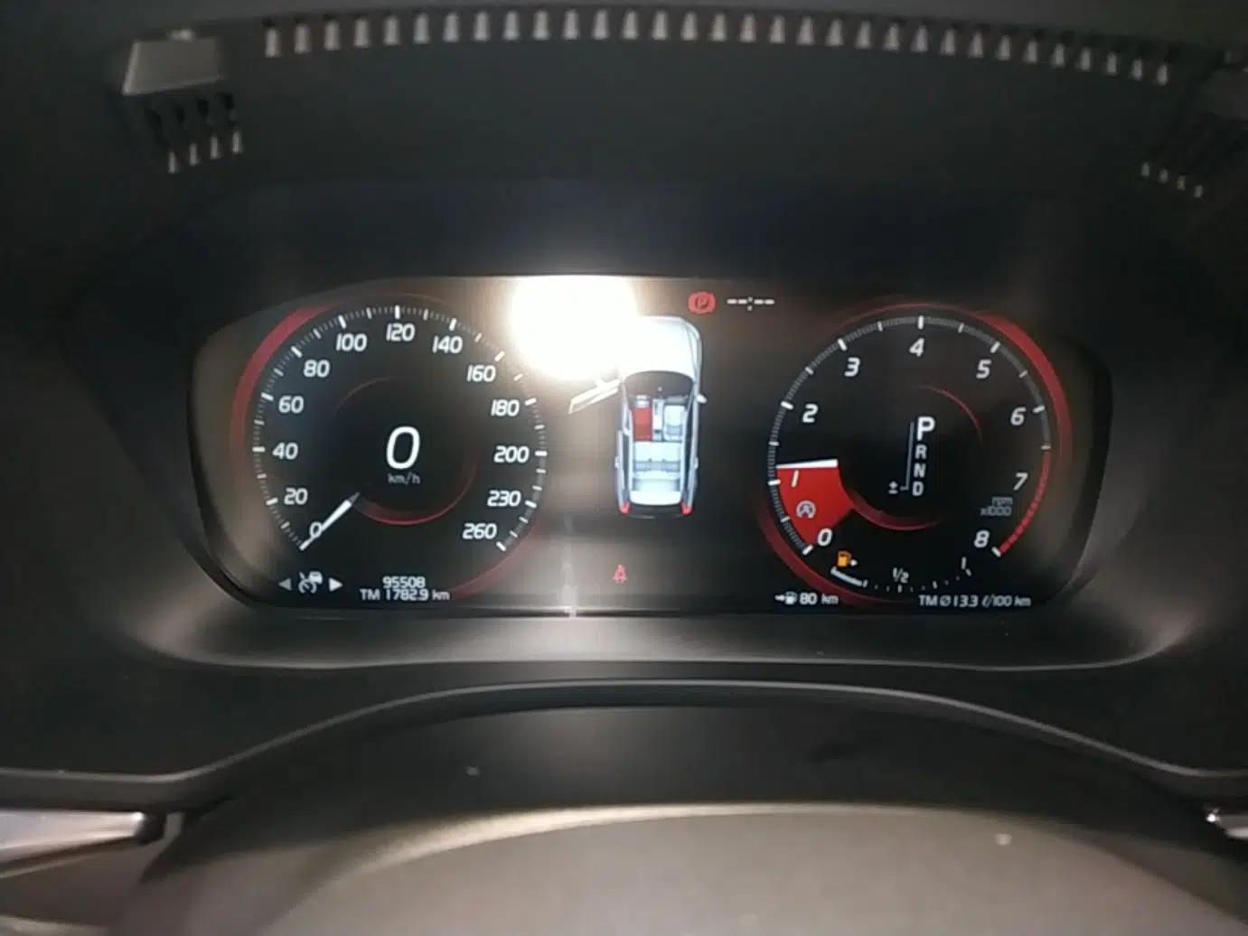 Volvo XC60 2019 T5 4x4 Smart Edition China V Standard — миниатюра 14