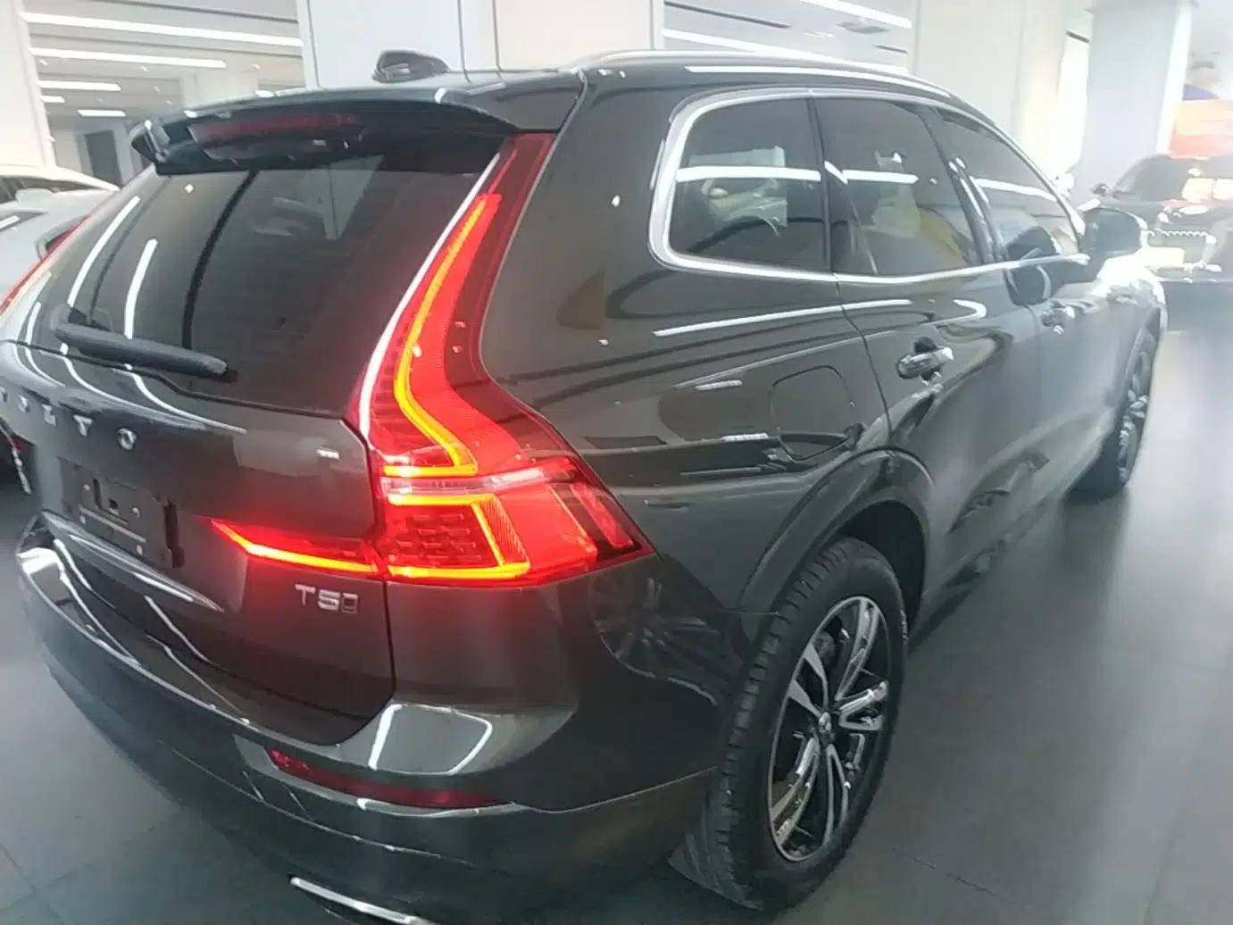 Volvo XC60 2019 T5 4x4 Smart Edition China V Standard — миниатюра 6