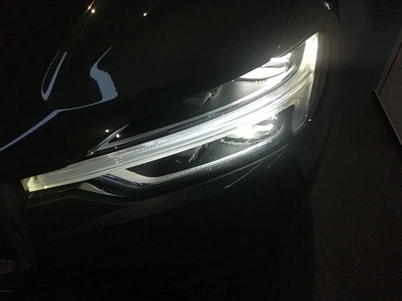 Volvo XC60 2019 T5 4x4 Smart Edition China V Standard — миниатюра 8