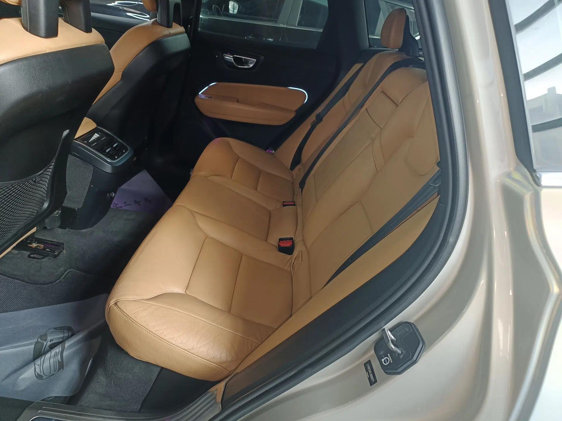 Volvo XC60 2018 T5 4x4 Zhiyi Edition — миниатюра 24