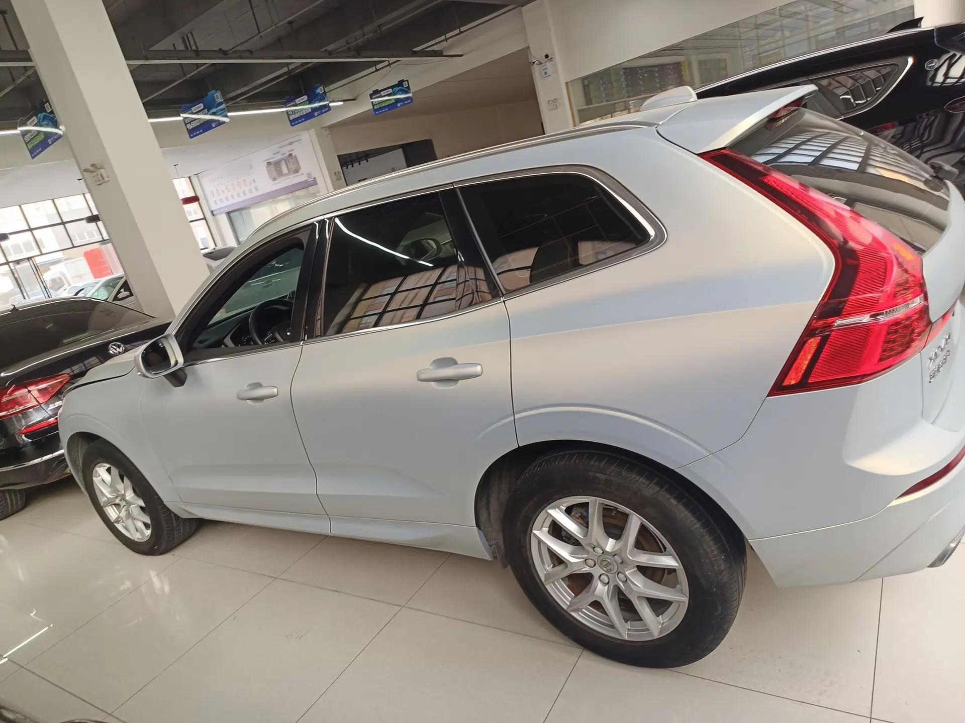 Volvo XC60 2018 T5 4x4 Zhiyi Edition — миниатюра 6