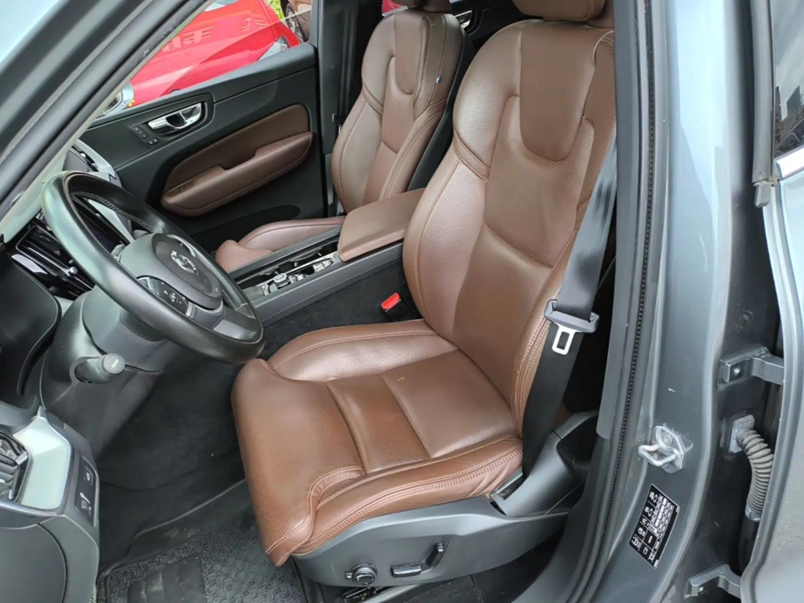 Volvo XC60 2018 T5 4x4 Zhiyi Edition — миниатюра 17