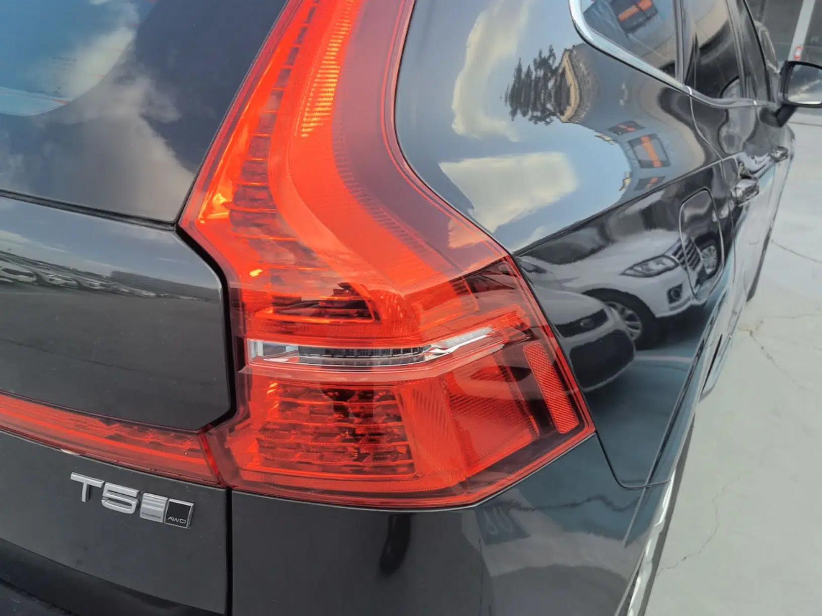 Volvo XC60 2020 T5 4x4 Zhiyi Luxury Edition — миниатюра 14