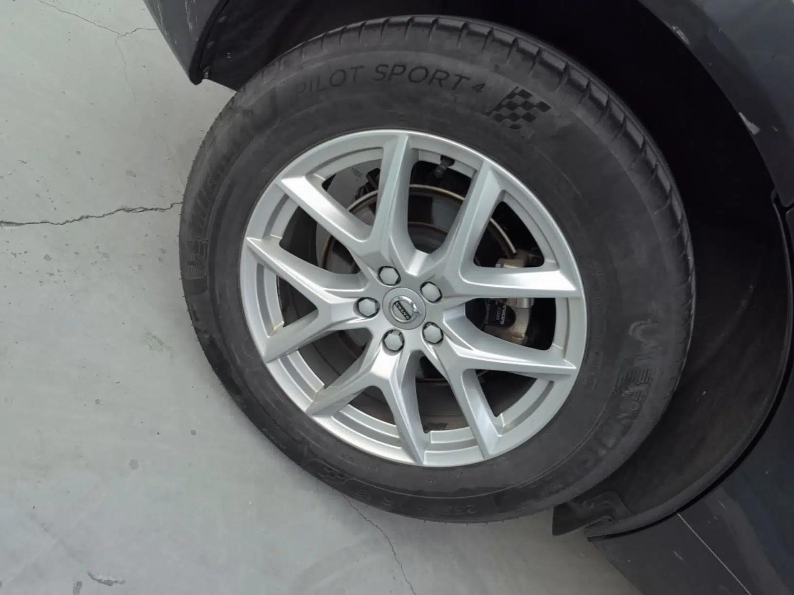 Volvo XC60 2020 T5 4x4 Zhiyi Luxury Edition — миниатюра 16